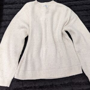 Old Navy Cream Crew Neck Sweater